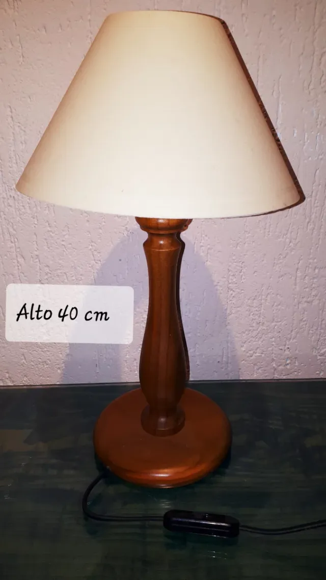 Lámparas de mesa o mesilla 7.- € cada una