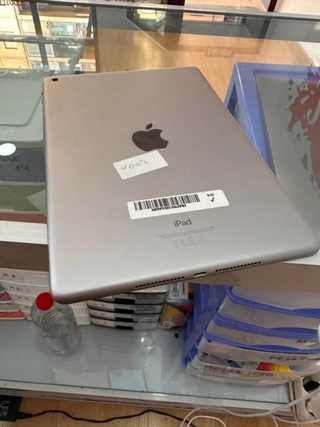 iPad 6ª Gen 32GB Plata