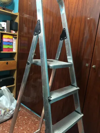 Escalera Aluminio Plegable