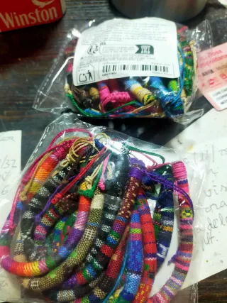 24 Pulseras Tejidas Multicolor,A ESTRENAR