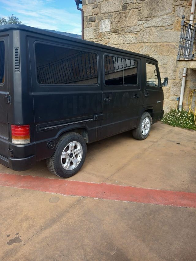 Furgoneta Mercedes