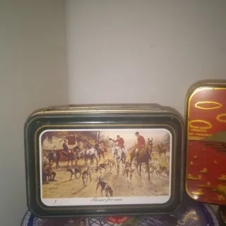 4 scatole di latta decorata