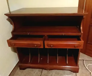 Aparador de Madera Maciza