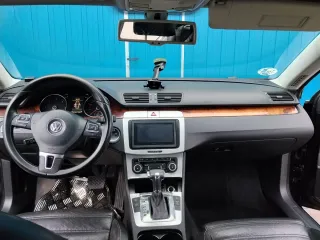 Volkswagen Passat CC 2009