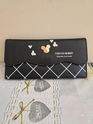 Cartera monedero.CON ETIQUETA.7,80 EUROS