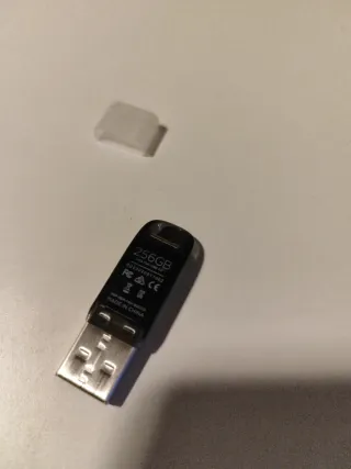 Remember  Music
Pendrive 256Gb  de musica remember