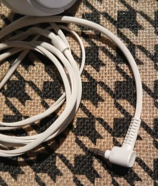 Cuffie Sony Bianche con cavo 