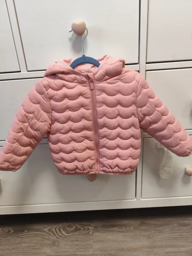 Cazadora rosa acolchada bebé. Nueva dos usos .