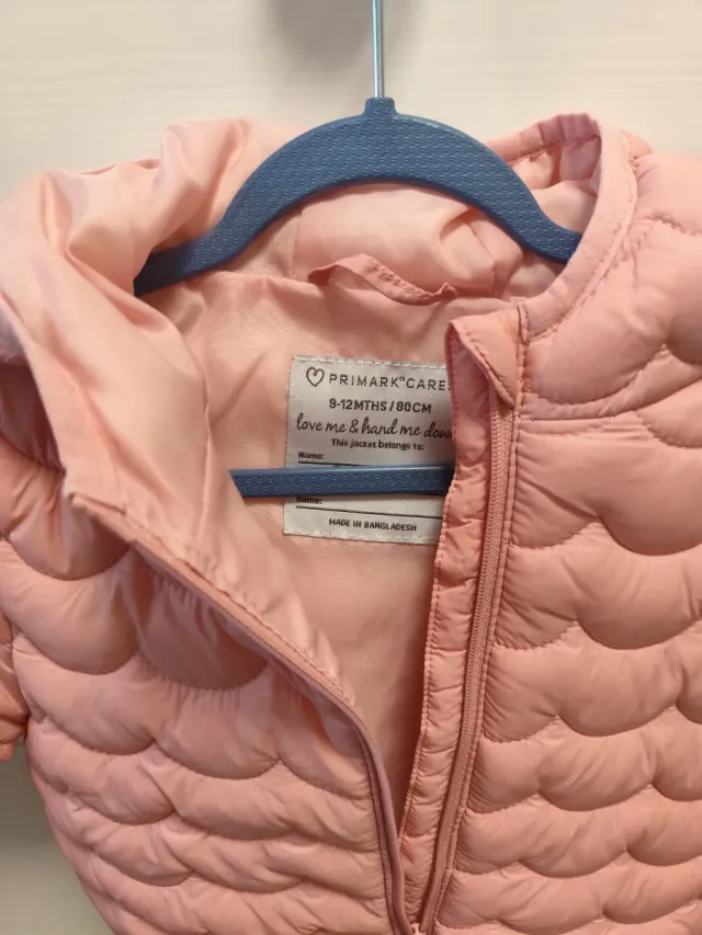Cazadora rosa acolchada bebé. Nueva dos usos .