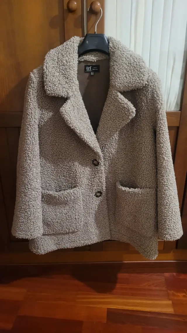 Abrigo Zara borreguillo