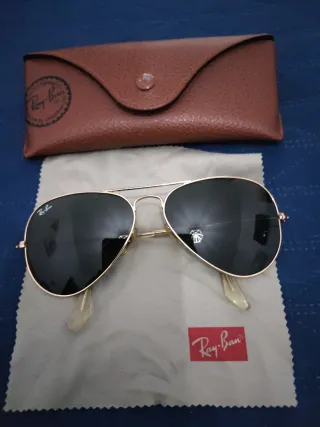 Occhiali da sole Ray-Ban Aviator oro neri
