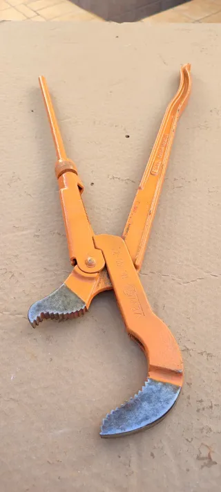 Llave Grifa Alemana Naranja