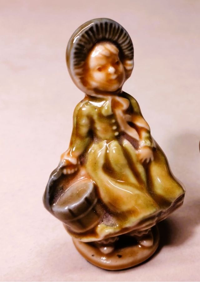 Figure vintage di Jill Wade Whimsies