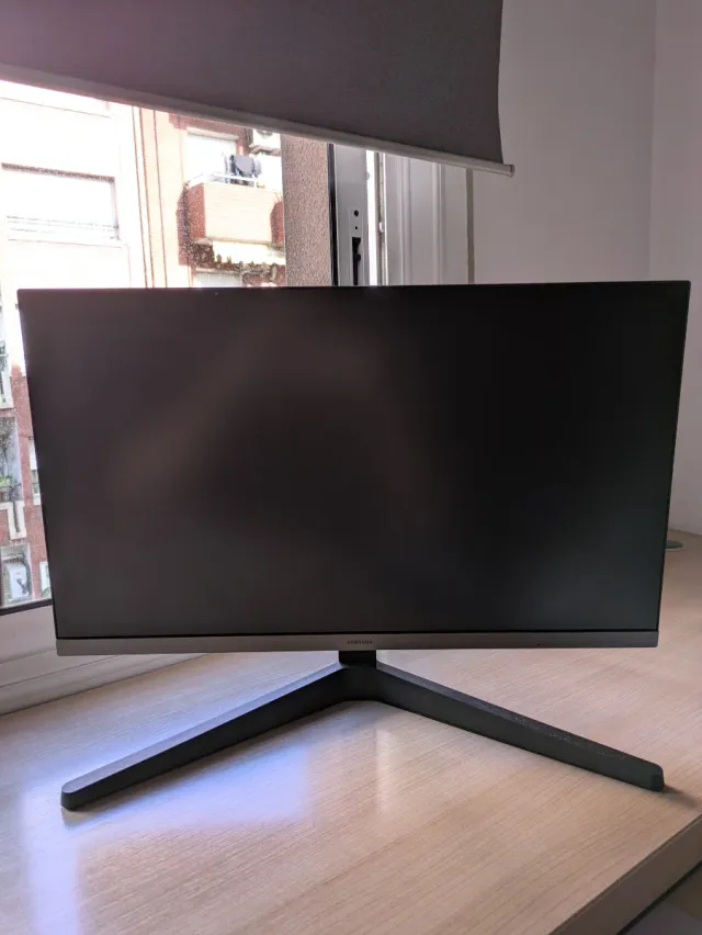 Monitor Samsung Essential S3 24"