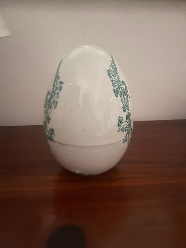 Soprammobile Uovo Porcellana Decorato