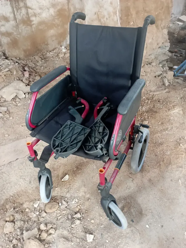 Silla de ruedas plegable