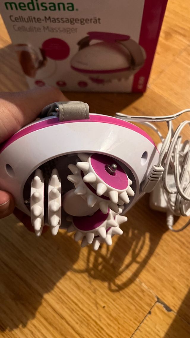 REDUCTOR DE Celulitis.
Masajeador