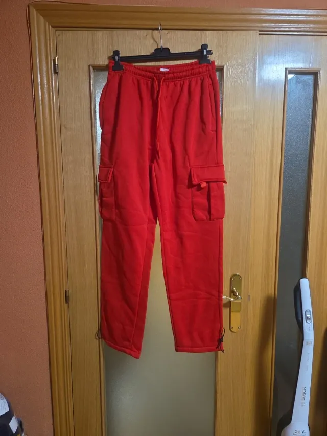 Calça de moletom cargo vermelha