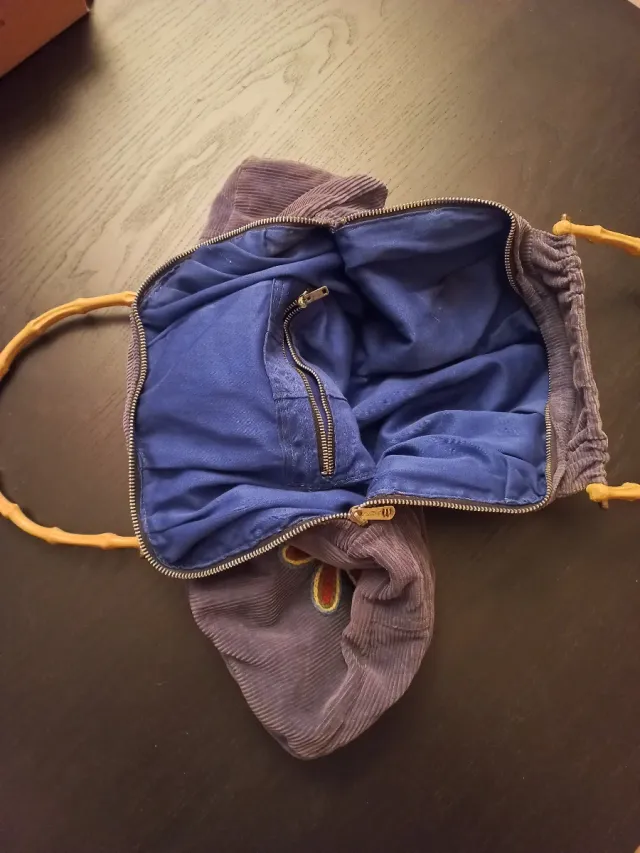 Borsa di velluto con manici bambù ricami floreali