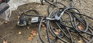 Máquina repostar camiones con contador