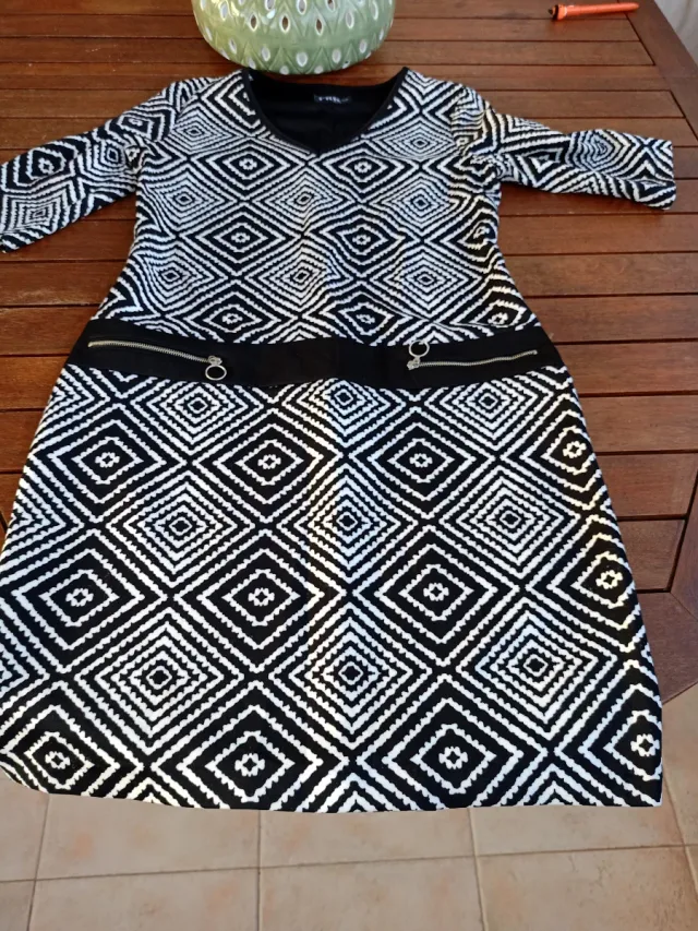 Vestido estampado geométrico