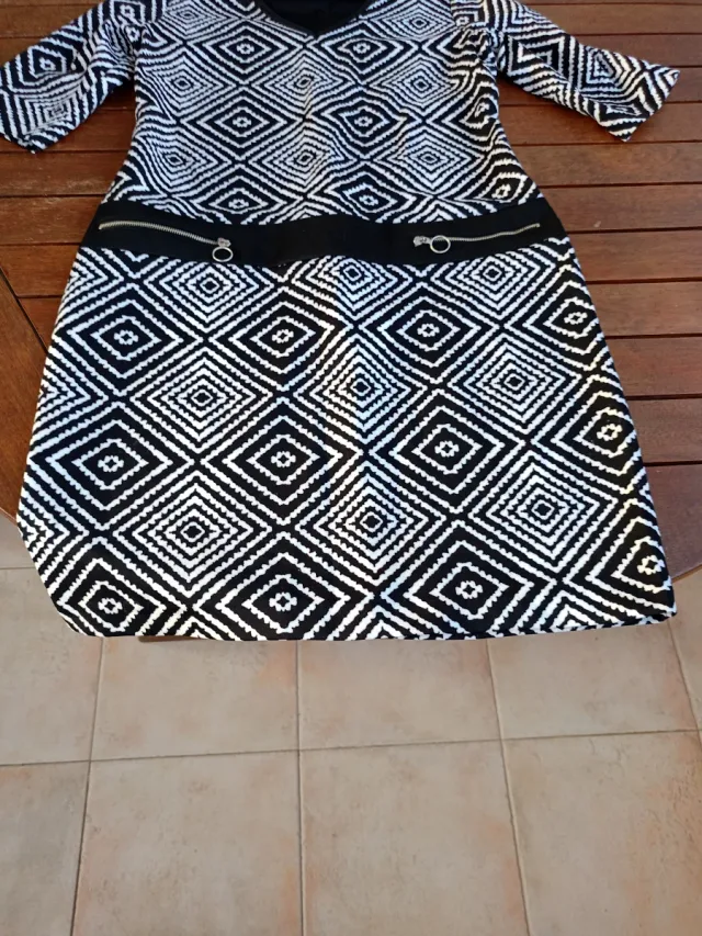 Vestido estampado geométrico