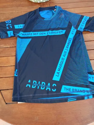 Camiseta deportiva Adidas Talla S