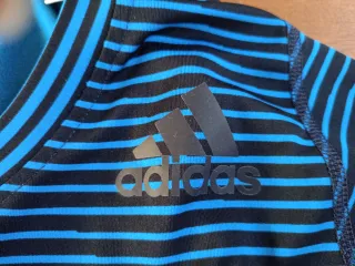 Camiseta deportiva Adidas Talla S