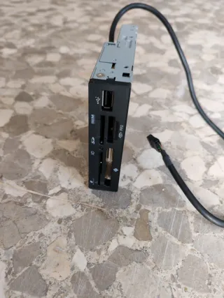 Lector Tarjetas Interno Frontal PC