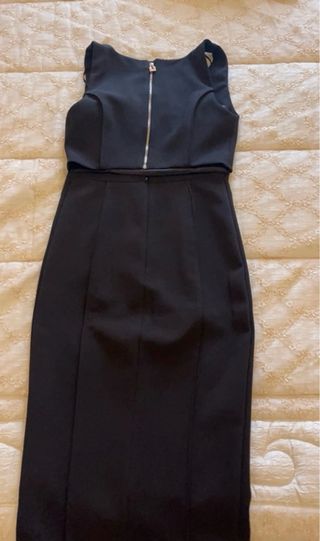 Completo Elisabetta Franchi nero con dettagli oro