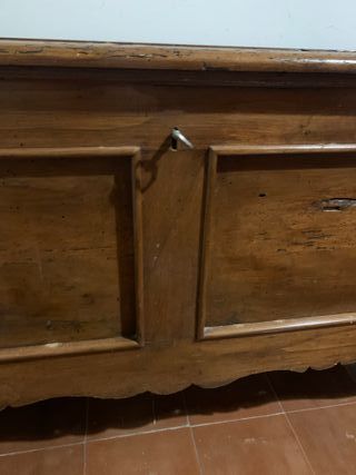 Cassapanca in legno massello