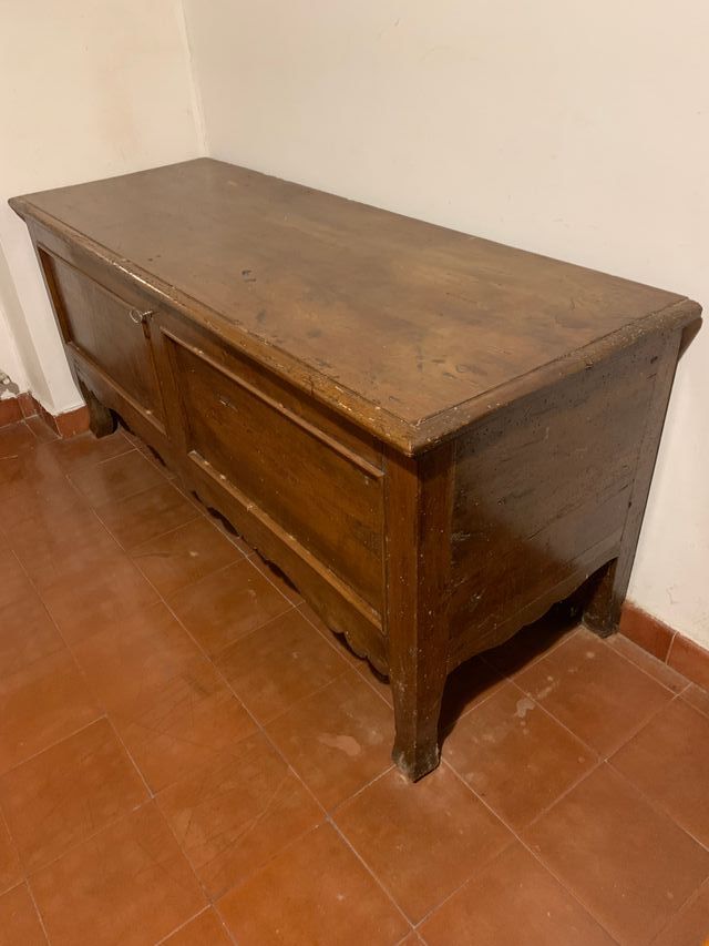 Cassapanca in legno massello