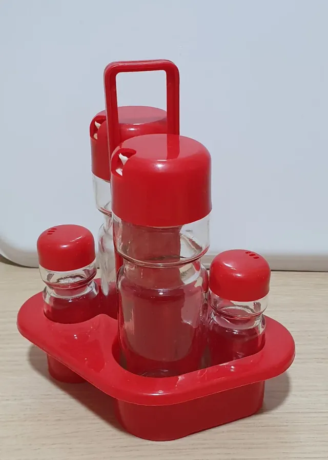 Set Aceitera y Vinagrera Soporte Rojo