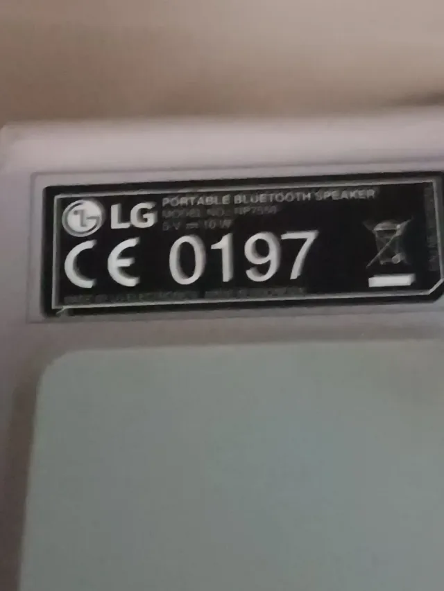 Altavoz LG Music Flow Plata