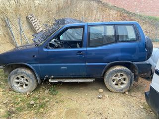 Nissan Terrano 2000