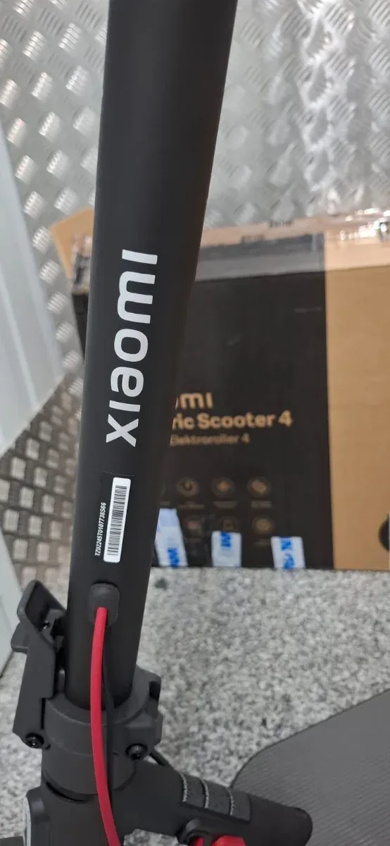 PATINETE ELÉCTRICO XIAOMI SCOOTER MI 4
