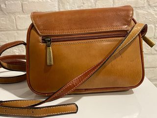 Bolso bandolera de piel Acacia