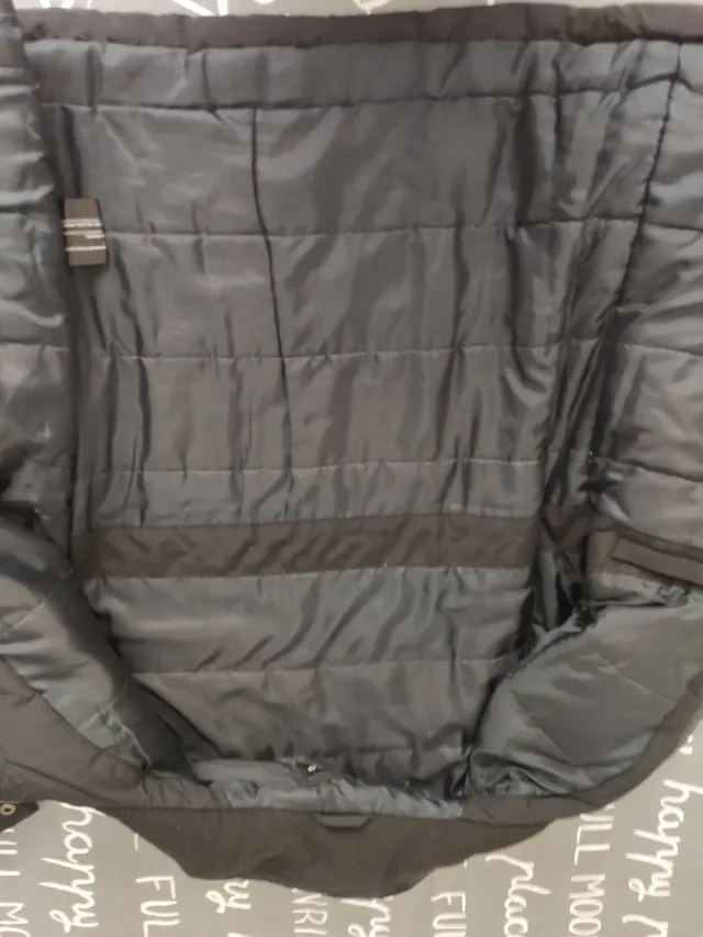 Chaqueta de hombre negra