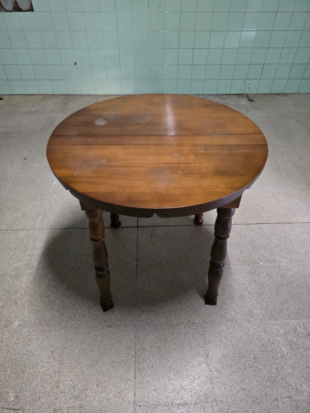 Mesa de madera extensible