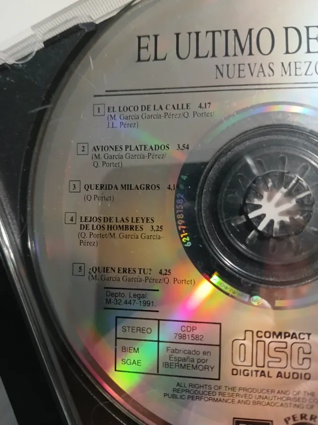 Lote 4 CDs + 1 DVD Manolo García