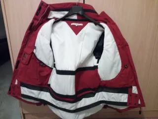 Abrigo Tommy Hilfiger Rojo