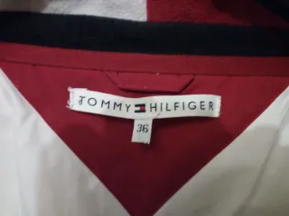 Abrigo Tommy Hilfiger Rojo