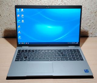 Portátil Dell Latitude 5530. 15'6 p. GARANTÍA