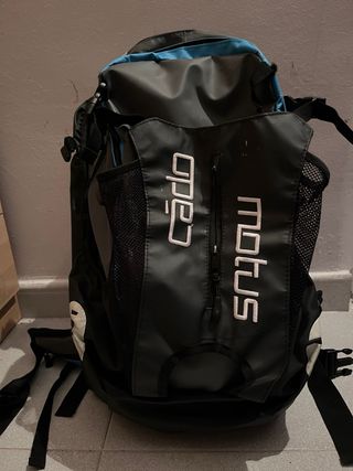 Mochila Patines Negra y Azul