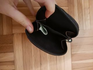 Portamonete con disegno floreale