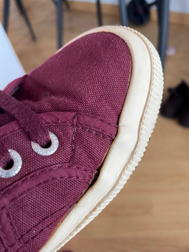 Superga granates. Solo envíos.