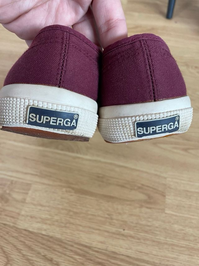 Superga granates. Solo envíos.