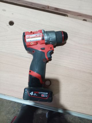 Taladro Milwaukee M12 FUEL