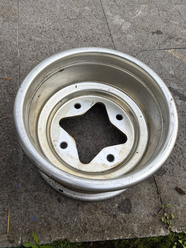 Llanta Suzuki LTZ 400 / LTR 450