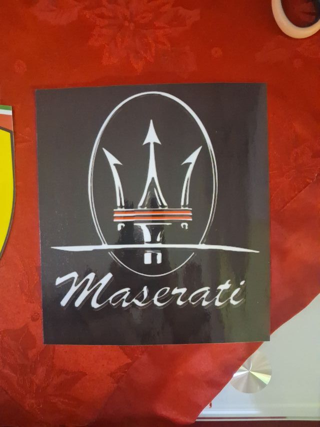 Adesivi Ferrari e Maserati